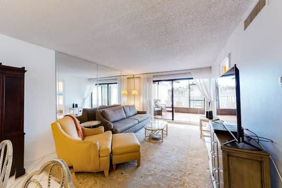 Lakefront resort condo with furnished deck heated pool pool spa and tennis