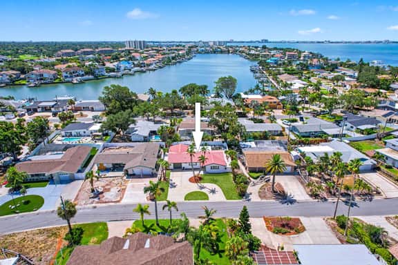 Coastal Escape Near Beaches & Downtown