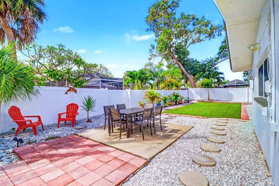 Coastal Escape Near Beaches & Downtown