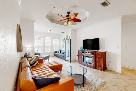 Snowbird friendly condo with pool hot tub sauna fitness room and on site tennis