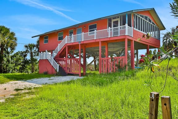 Coral Cottage House in Pine Island