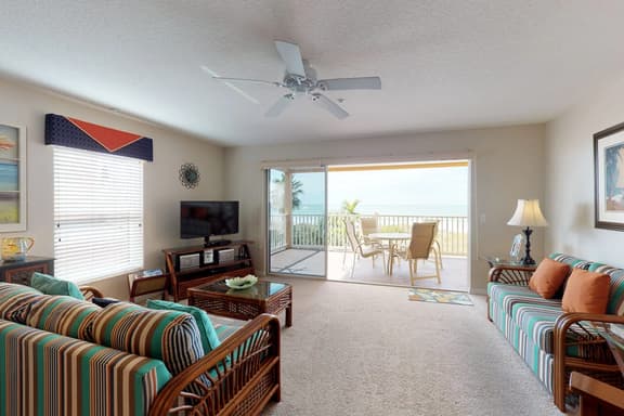 Corner waterfront condo with pool Gulf views and easy beach access