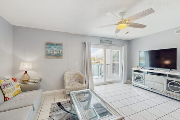 Waterfront wonder with Intracoastal views heated pool hot tub and fishing dock