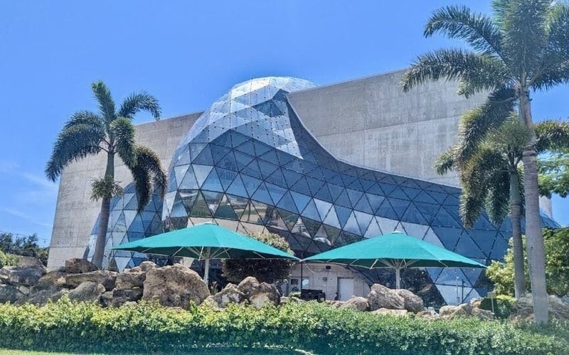 Exterior of the Dalí Museum with the Enigma glass structure